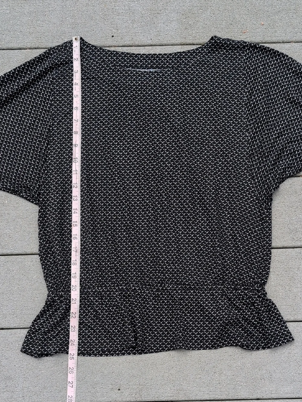LOFT Elastic Waist 3/4 Sleeve Top - Picture 8 of 10